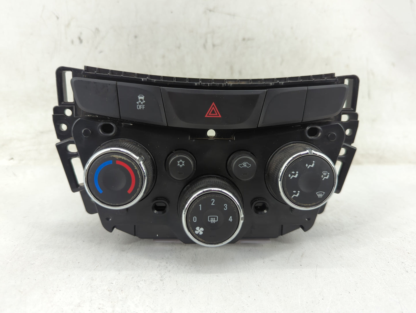 2017-2021 Chevrolet Trax Climate Control Module Temperature AC/Heater Replacement P/N:42588188 Fits Fits 2017 2018 2019 2020