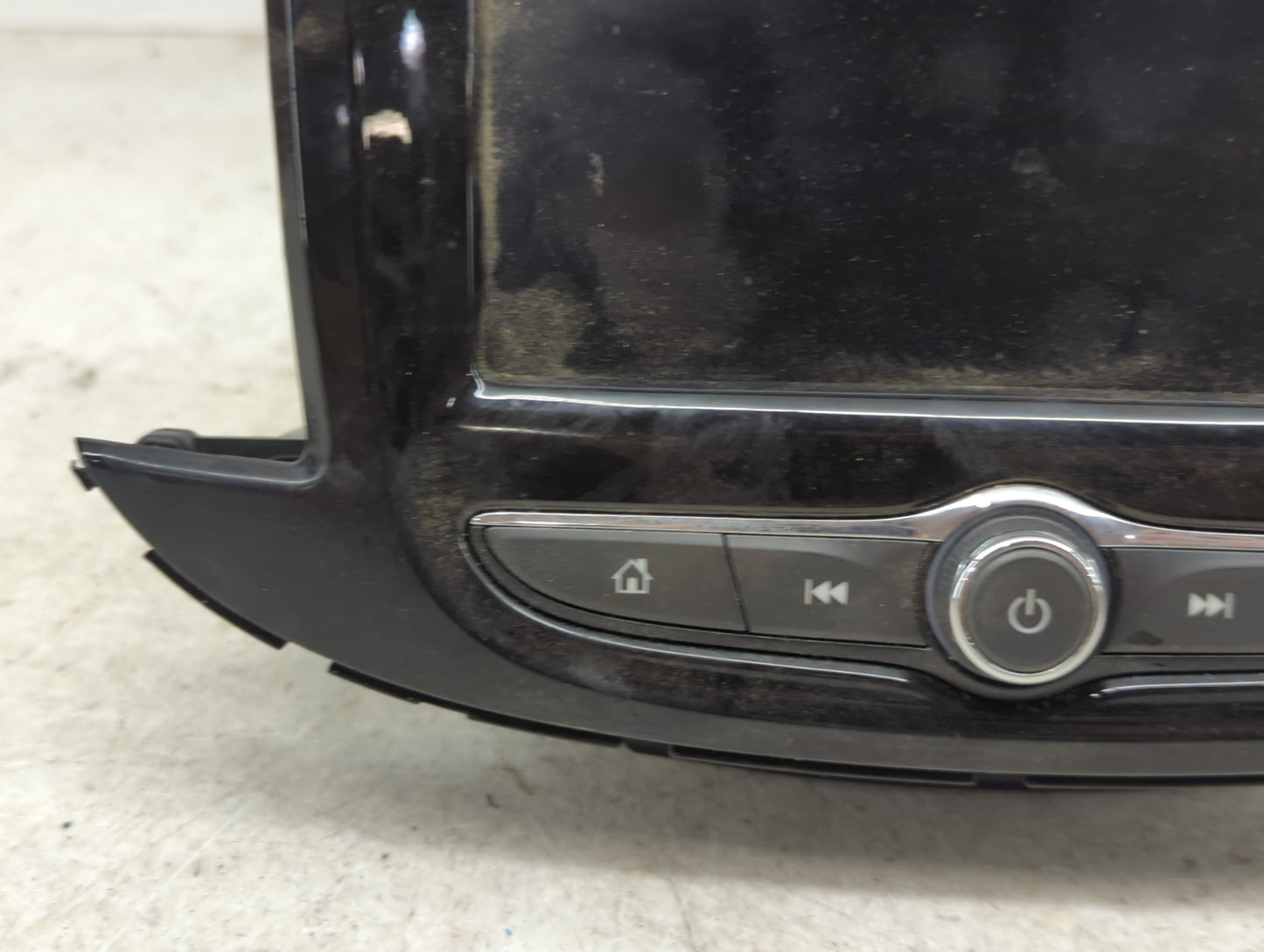 2020 Chevrolet Trax Radio AM FM Cd Player Receiver Replacement P/N:84691596 42588405, 42456728 Fits OEM Used Auto Parts - Oe