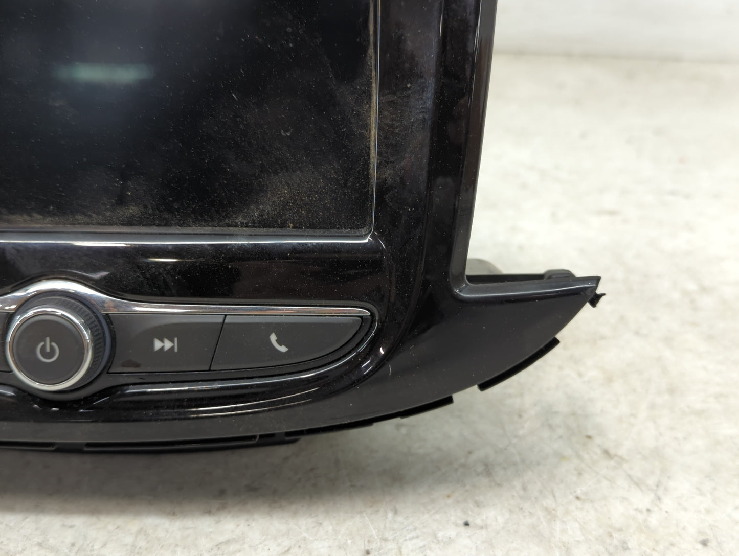 2020 Chevrolet Trax Radio AM FM Cd Player Receiver Replacement P/N:84691596 42588405, 42456728 Fits OEM Used Auto Parts - Oe