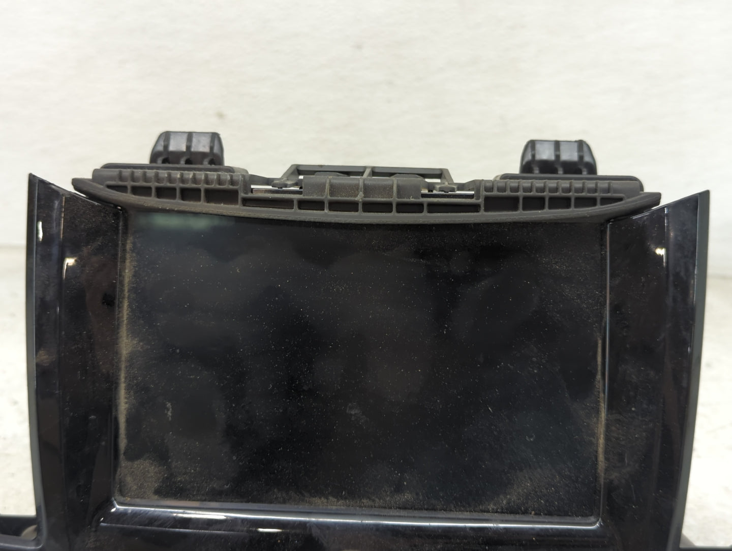 2020 Chevrolet Trax Radio AM FM Cd Player Receiver Replacement P/N:84691596 42588405, 42456728 Fits OEM Used Auto Parts - Oe