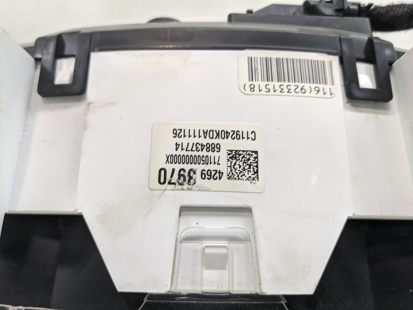 2019-2021 Chevrolet Trax Instrument Cluster Speedometer Gauges P/N:42693970 68843771714 Miles:87K Fits Fits 2019 2020 2021 O