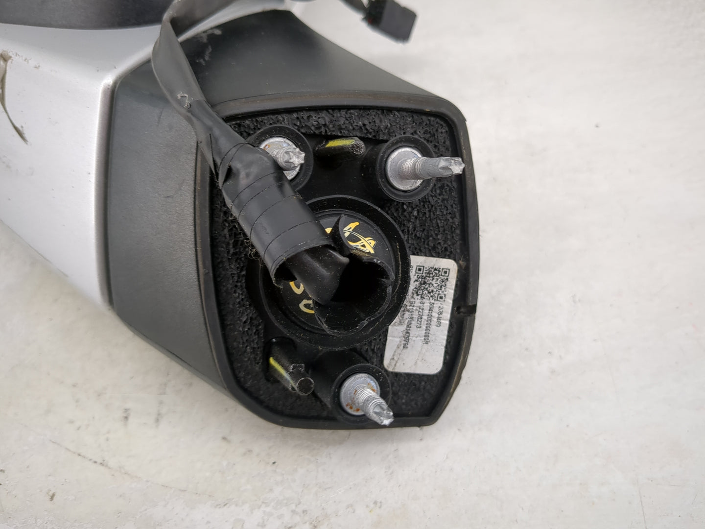 2017-2020 Chevrolet Trax Passenger Side View Mirror - Right Door Mirror OEM Used - Oemusedautoparts1.com