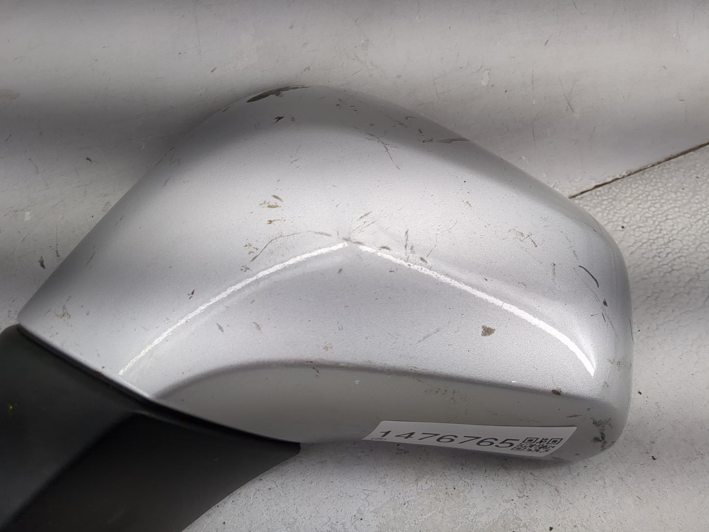 2017-2020 Chevrolet Trax Driver Side View Mirror - Left Door Mirror OEM Used - Oemusedautoparts1.com