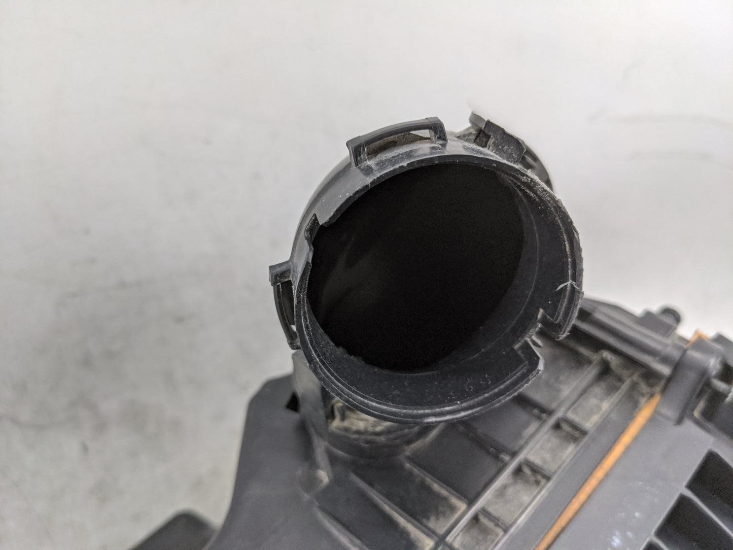 2013-2021 Chevrolet Trax Air Cleaner Intake-duct Hose Tube 1476804 - Oemusedautoparts1.com