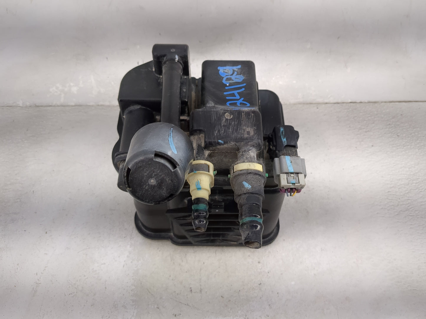 2020 Chevrolet Trax Fuel Vapor Charcoal Canister 1477035 - Oemusedautoparts1.com
