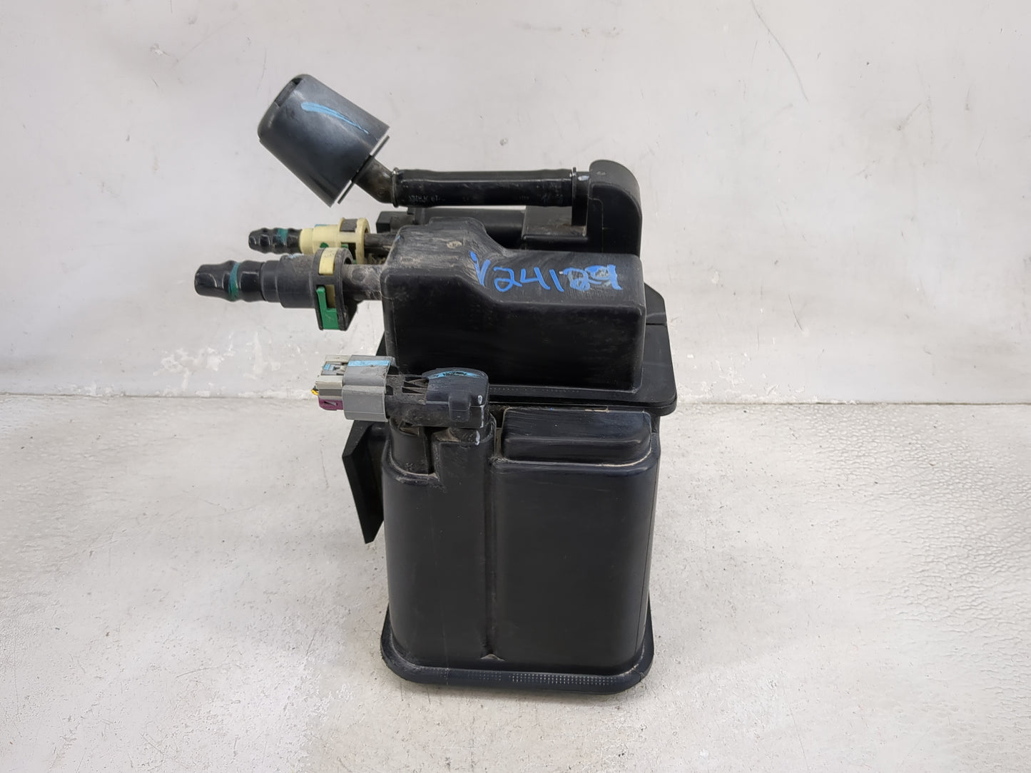 2020 Chevrolet Trax Fuel Vapor Charcoal Canister 1477035 - Oemusedautoparts1.com