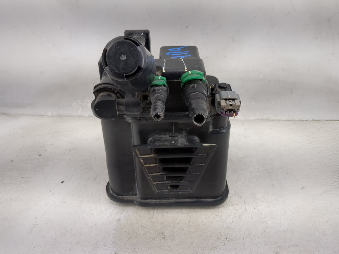 2020 Chevrolet Trax Fuel Vapor Charcoal Canister 1477151 - Oemusedautoparts1.com