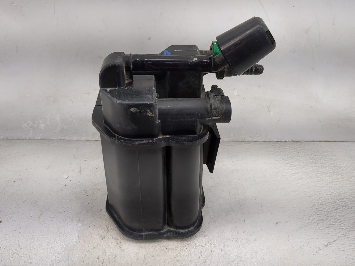 2020 Chevrolet Trax Fuel Vapor Charcoal Canister 1477151 - Oemusedautoparts1.com