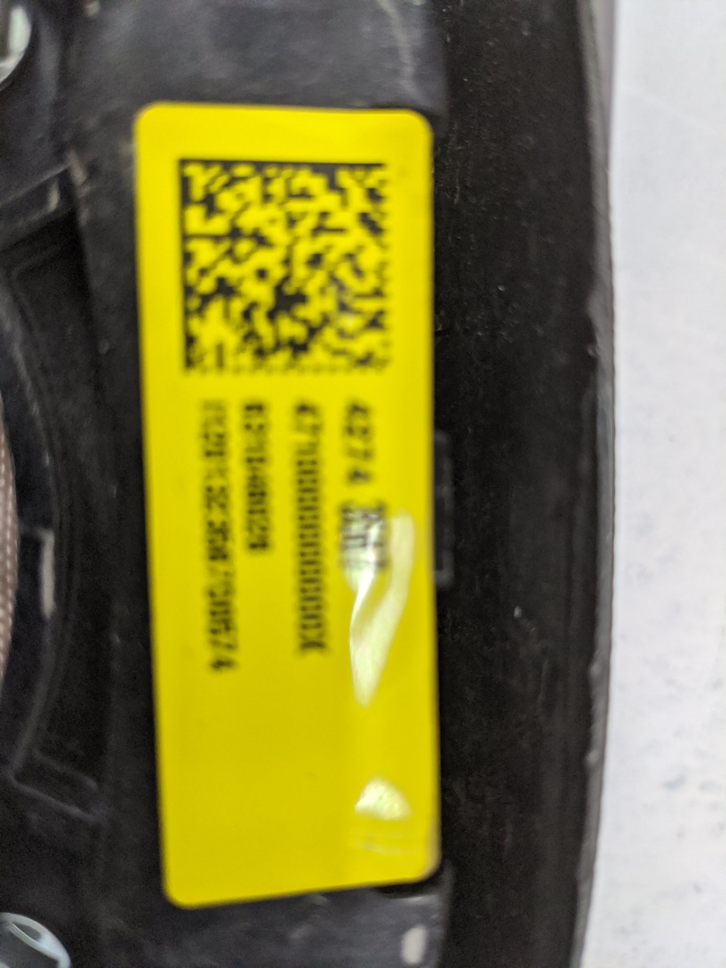 2018-2020 Chevrolet Trax Air Bag Driver Left Steering Wheel Mounted 1477606 - Oemusedautoparts1.com