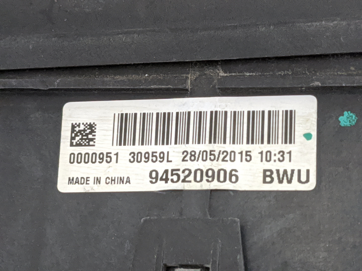 2018-2021 Chevrolet Trax Fusebox Fuse Box Panel Relay Module P/N:94520906 Fits Fits 2018 2019 2020 2021 OEM Used Auto Parts 