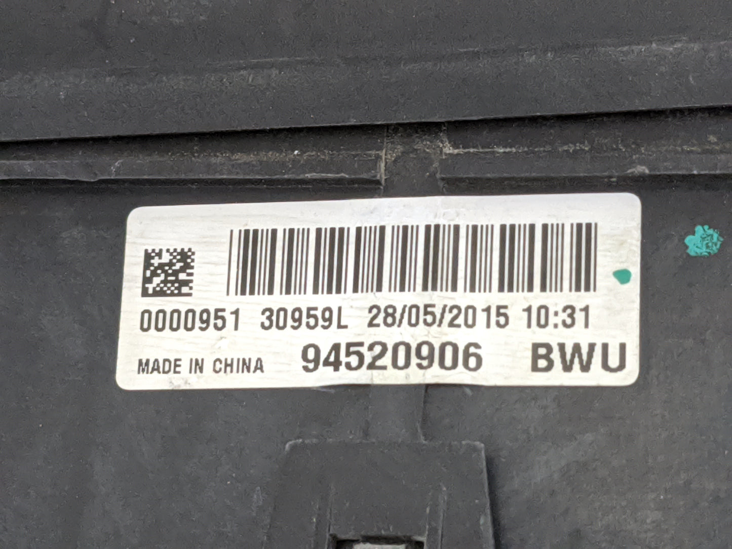 2018-2021 Chevrolet Trax Fusebox Fuse Box Panel Relay Module P/N:94520906 Fits Fits 2018 2019 2020 2021 OEM Used Auto Parts 