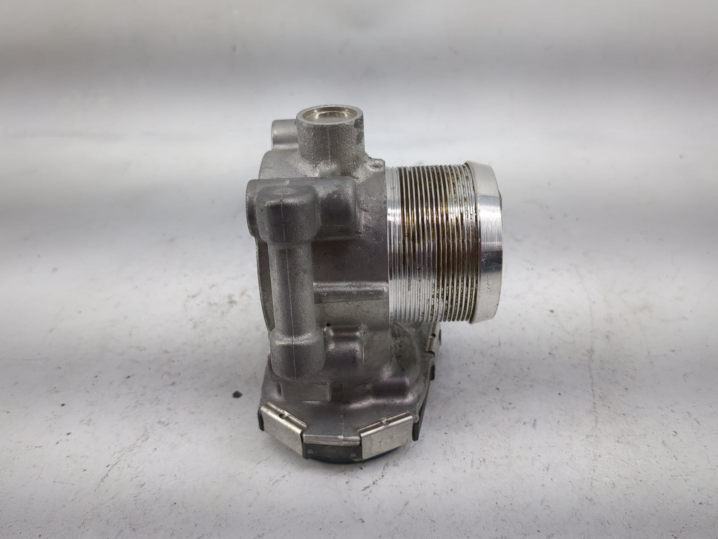 2013-2021 Chevrolet Trax Throttle Body P/N:55565489 0280750499 Fits Fits 2011 2012 2013 2014 2015 2016 2017 2018 2019 2020 2