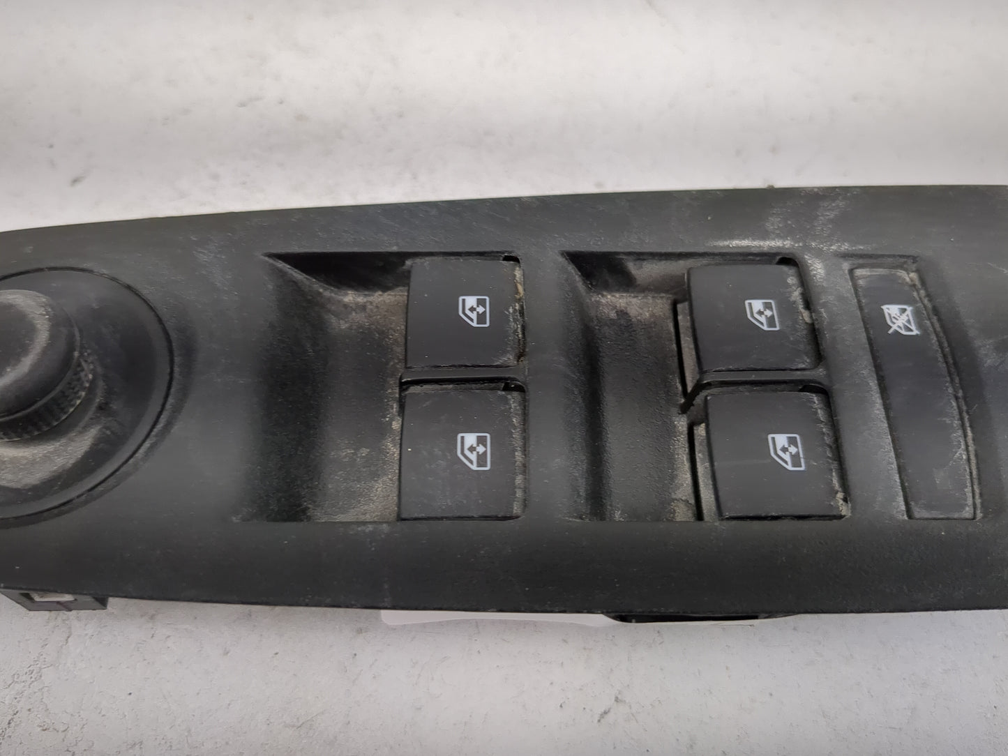 2017-2021 Chevrolet Trax Master Power Window Switch Replacement Driver Side Left P/N:42406141 17015503 Fits OEM Used Auto Pa