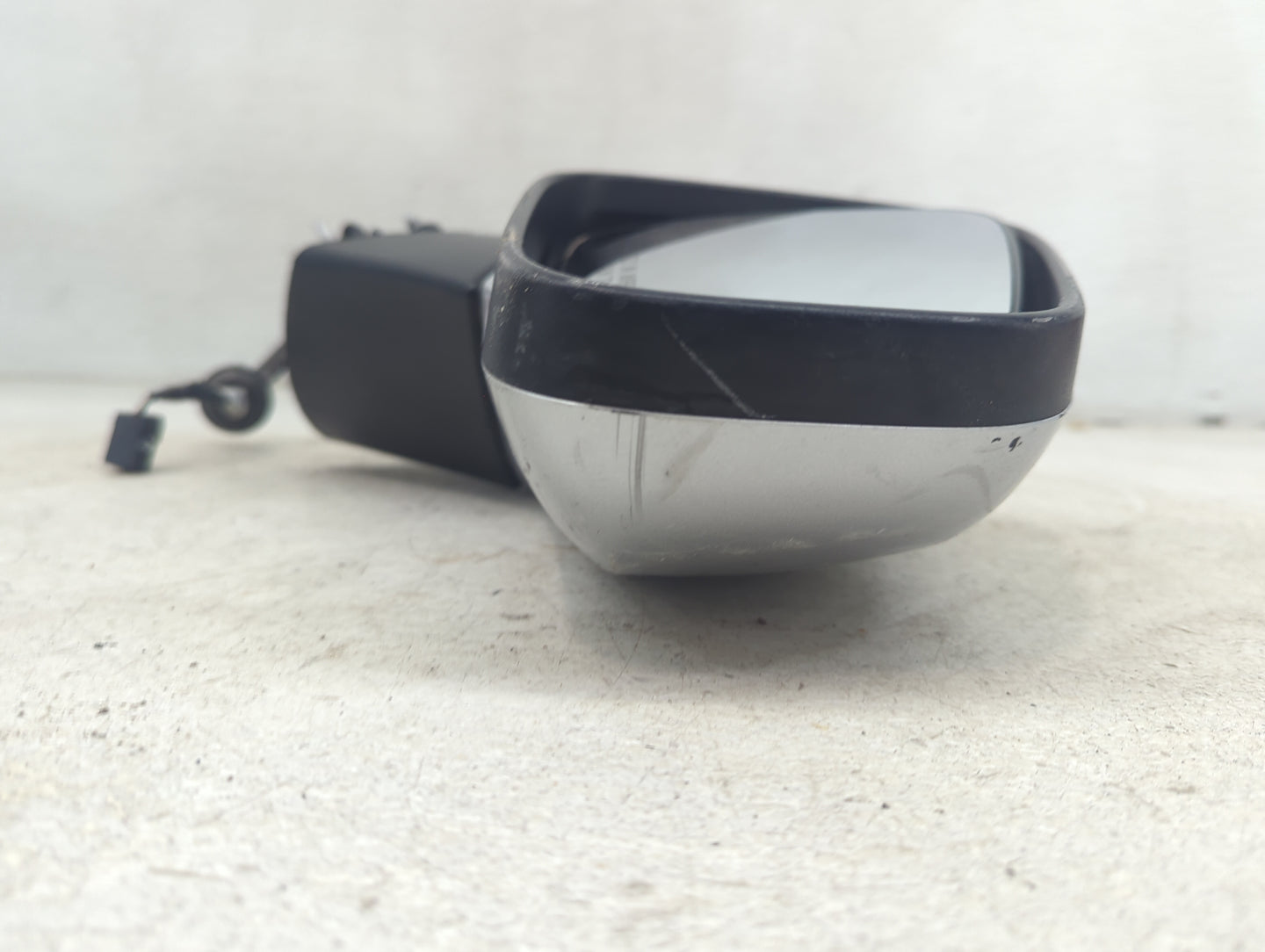 2020 Chevrolet Trax Passenger Side View Mirror - Right Door Mirror OEM Used - Oemusedautoparts1.com