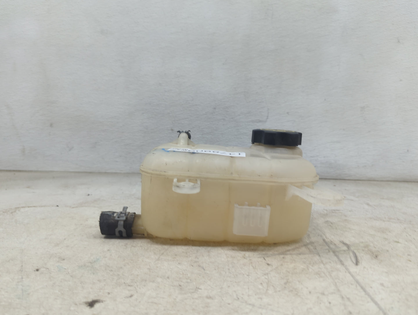 2013-2021 Chevrolet Trax Radiator Coolant Overflow Expansion Tank Bottle 1478909 - Oemusedautoparts1.com