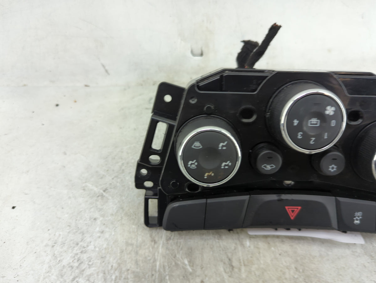 2017-2021 Chevrolet Trax Climate Control Module Temperature AC/Heater Replacement P/N:42588188 3239800000000X Fits OEM Used 