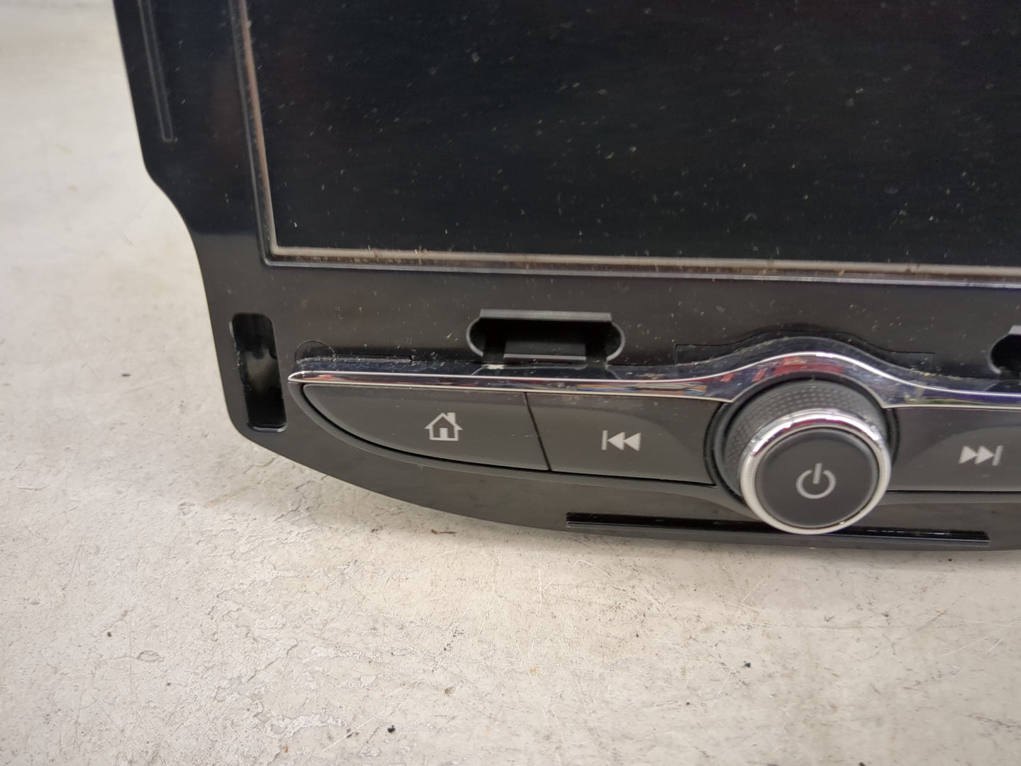 2020 Chevrolet Trax Radio AM FM Cd Player Receiver Replacement P/N:84691595 7310500000000X, 812425551, A11927120284F79M Fits