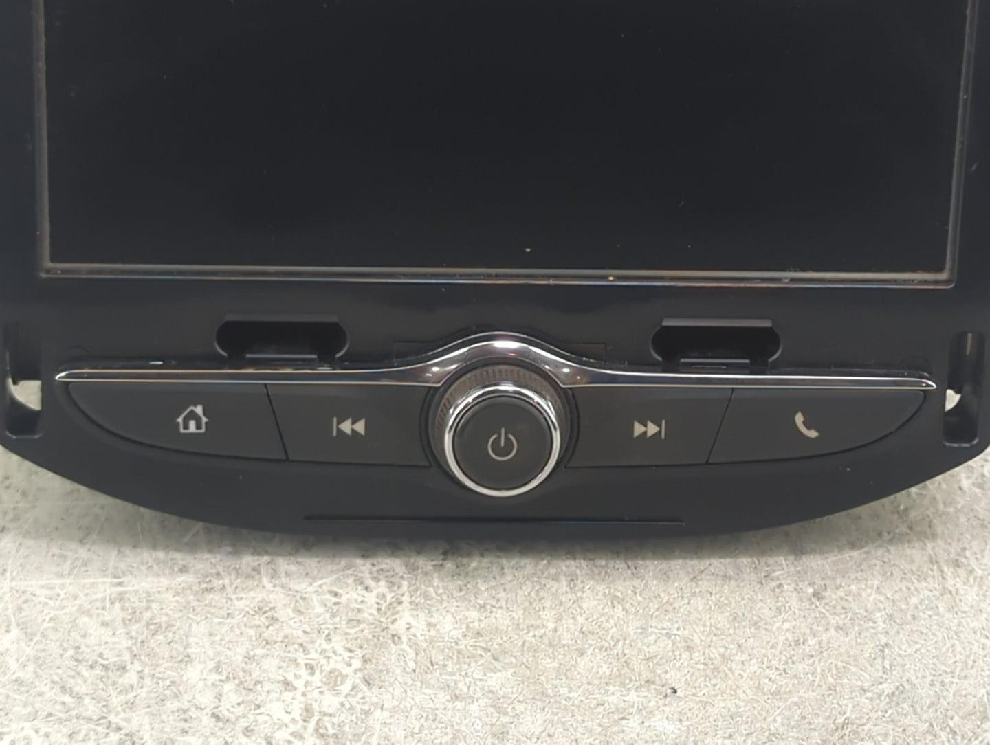 2020 Chevrolet Trax Radio AM FM Cd Player Receiver Replacement P/N:84691595 7310500000000X, 812425551, A119331202F8F32M Fits