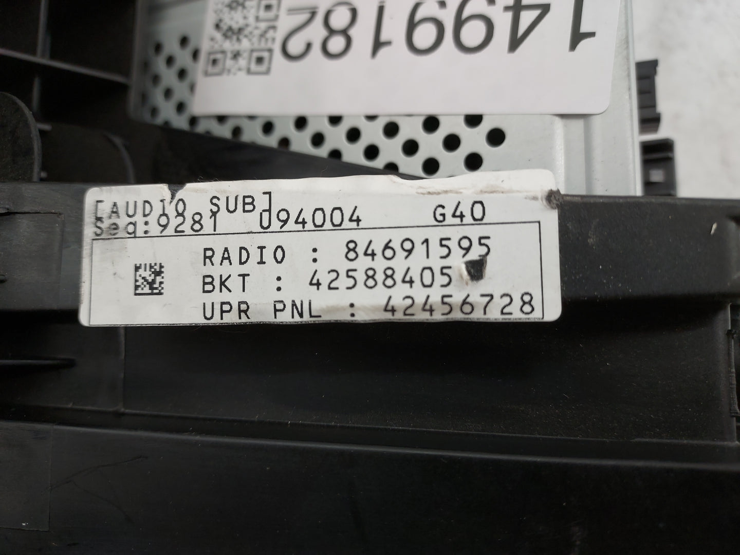 2017-2020 Chevrolet Trax Radio AM FM Cd Player Receiver Replacement P/N:84691595 42588405, 42456728 Fits Fits 2017 2018 2019