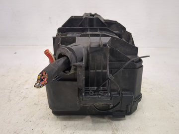 2018-2021 Chevrolet Trax Fusebox Fuse Box Panel Relay Module P/N:42624875 Fits Fits 2018 2019 2020 2021 OEM Used Auto Parts