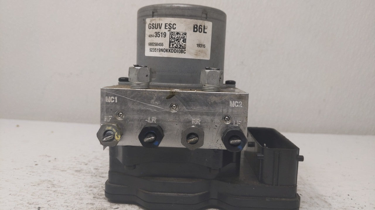 2017-2018 Chevrolet Trax ABS Pump Control Module Replacement P/N:42643519 42643519 Fits Fits 2017 2018 2019 OEM Used Auto Pa