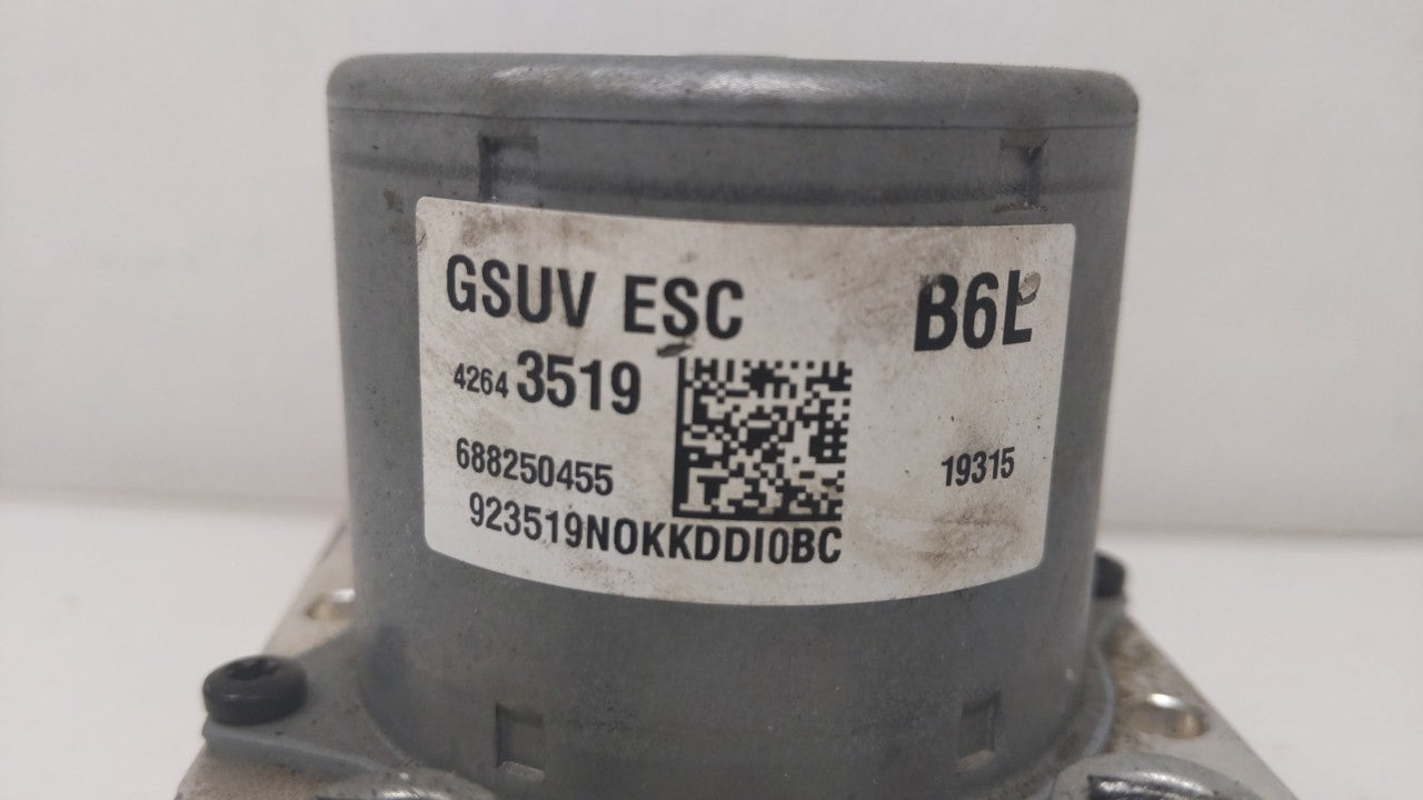 2017-2018 Chevrolet Trax ABS Pump Control Module Replacement P/N:42643519 42643519 Fits Fits 2017 2018 2019 OEM Used Auto Pa