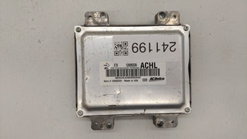 2017-2018 Chevrolet Trax PCM Engine Control Computer ECU ECM PCU OEM P/N:12668986 12679097, 12670309 Fits Fits 2017 2018 201