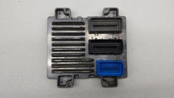2017-2018 Chevrolet Trax PCM Engine Control Computer ECU ECM PCU OEM P/N:12685776 12668986, 12692201 Fits Fits 2017 2018 201