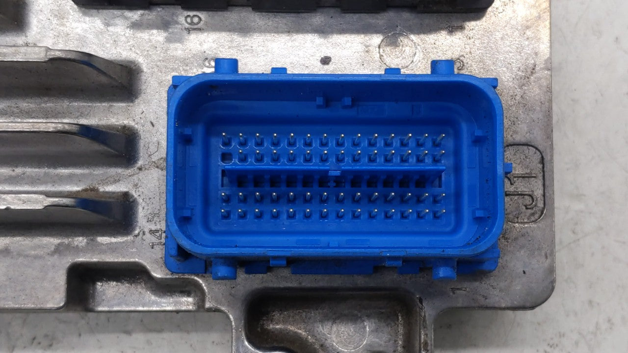 2017-2018 Chevrolet Trax PCM Engine Control Computer ECU ECM PCU OEM P/N:12692201 12698131 Fits Fits 2017 2018 2019 OEM Used