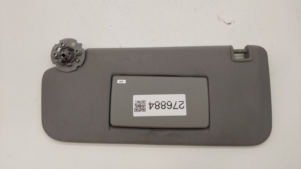 2017-2018 Chevrolet Trax Sun Visor Shade Replacement Driver Left Mirror Fits Fits 2017 2018 OEM Used Auto Parts - Oemusedaut