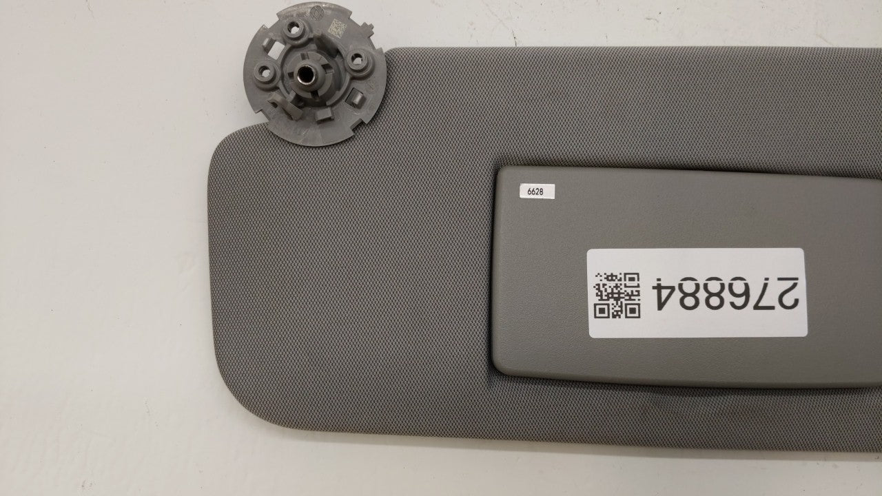 2017-2018 Chevrolet Trax Sun Visor Shade Replacement Driver Left Mirror Fits Fits 2017 2018 OEM Used Auto Parts - Oemusedaut