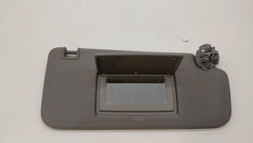 2017-2018 Chevrolet Trax Sun Visor Shade Replacement Passenger Right Mirror Fits Fits 2017 2018 OEM Used Auto Parts - Oemuse