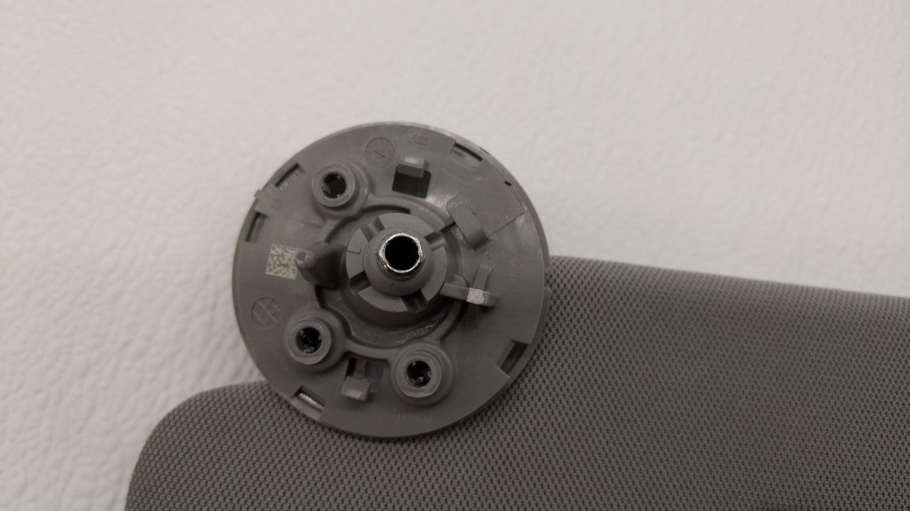 2017-2018 Chevrolet Trax Sun Visor Shade Replacement Driver Left Mirror Fits Fits 2017 2018 OEM Used Auto Parts - Oemusedaut