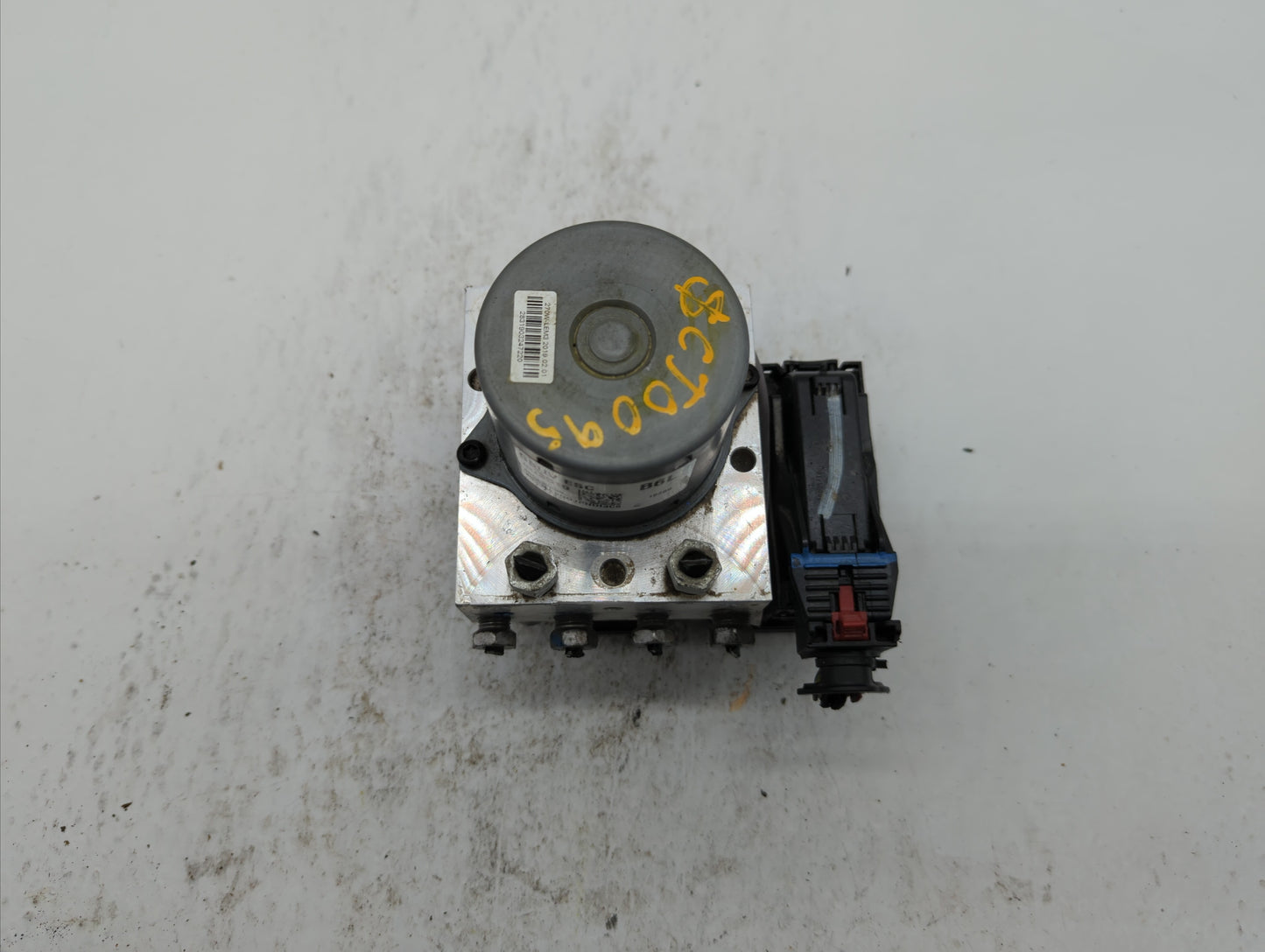 2017-2018 Chevrolet Trax ABS Pump Control Module Replacement P/N:42643519 42520669, 42563014 Fits Fits 2017 2018 2019 OEM Us