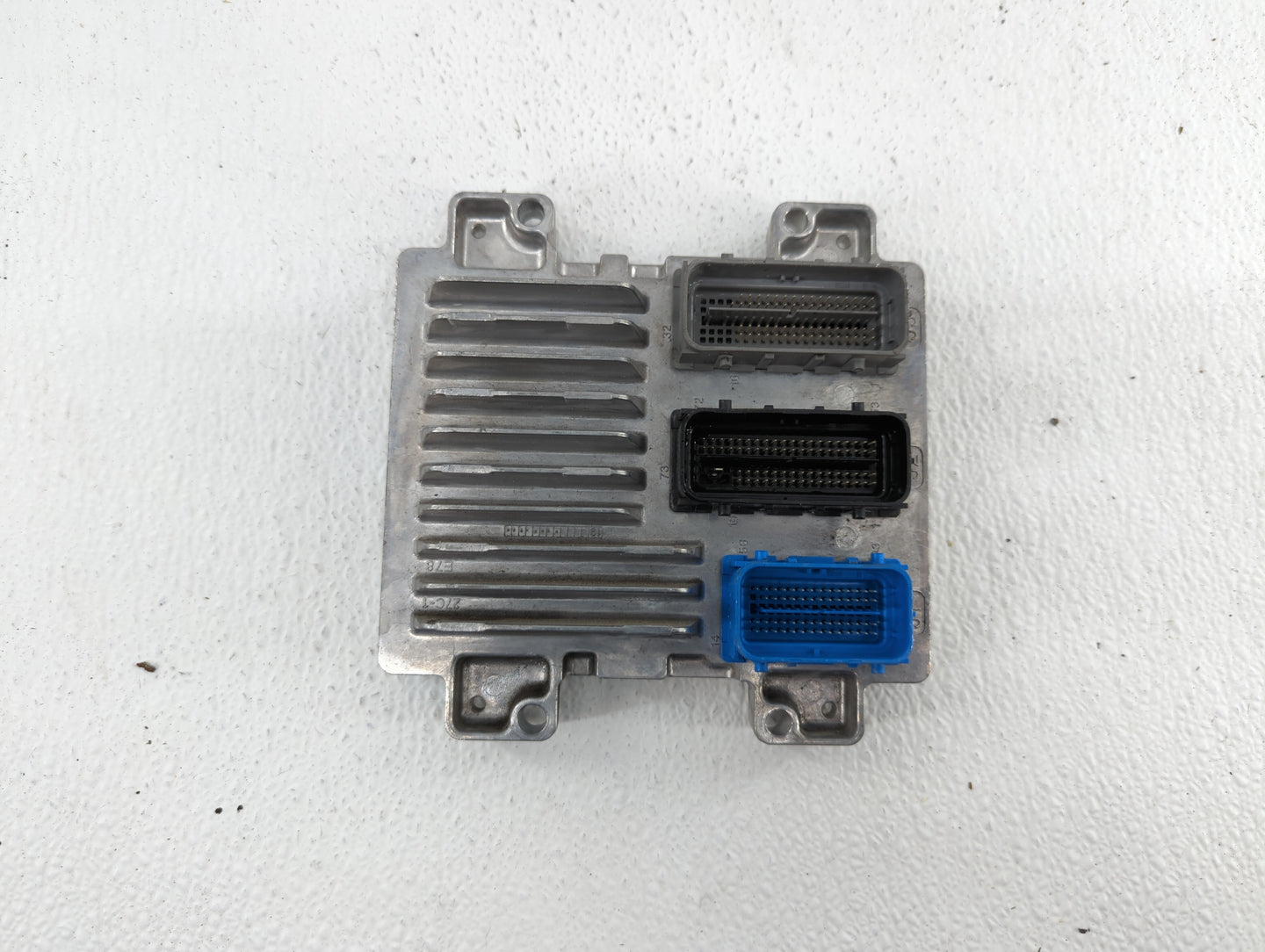 2017-2018 Chevrolet Trax PCM Engine Control Computer ECU ECM PCU OEM P/N:12692201 12685936, 12668986 Fits Fits 2017 2018 201