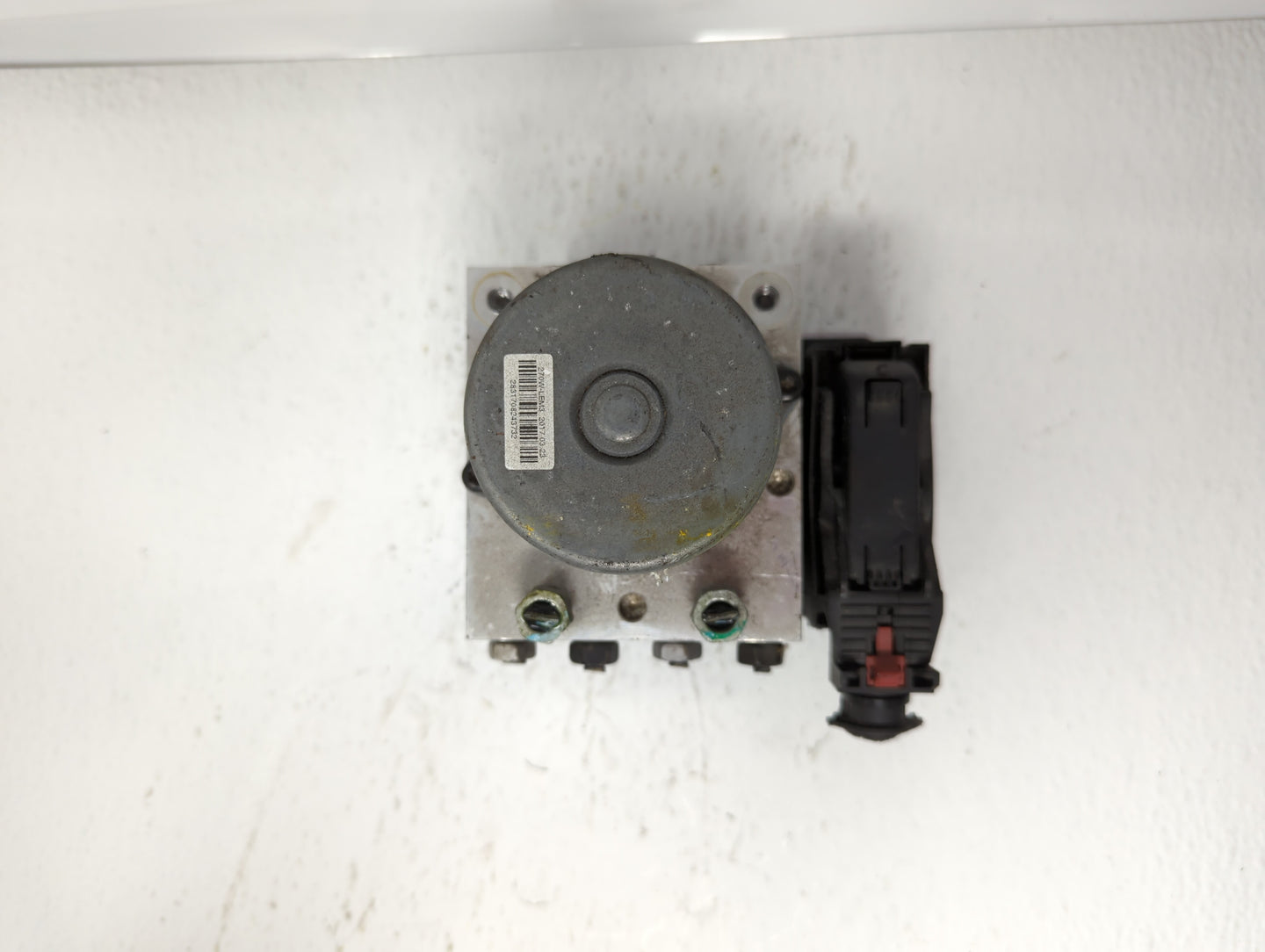 2017-2018 Chevrolet Trax ABS Pump Control Module Replacement P/N:HS7A-12A650-ABB 42643519, 42520669 Fits Fits 2017 2018 2019