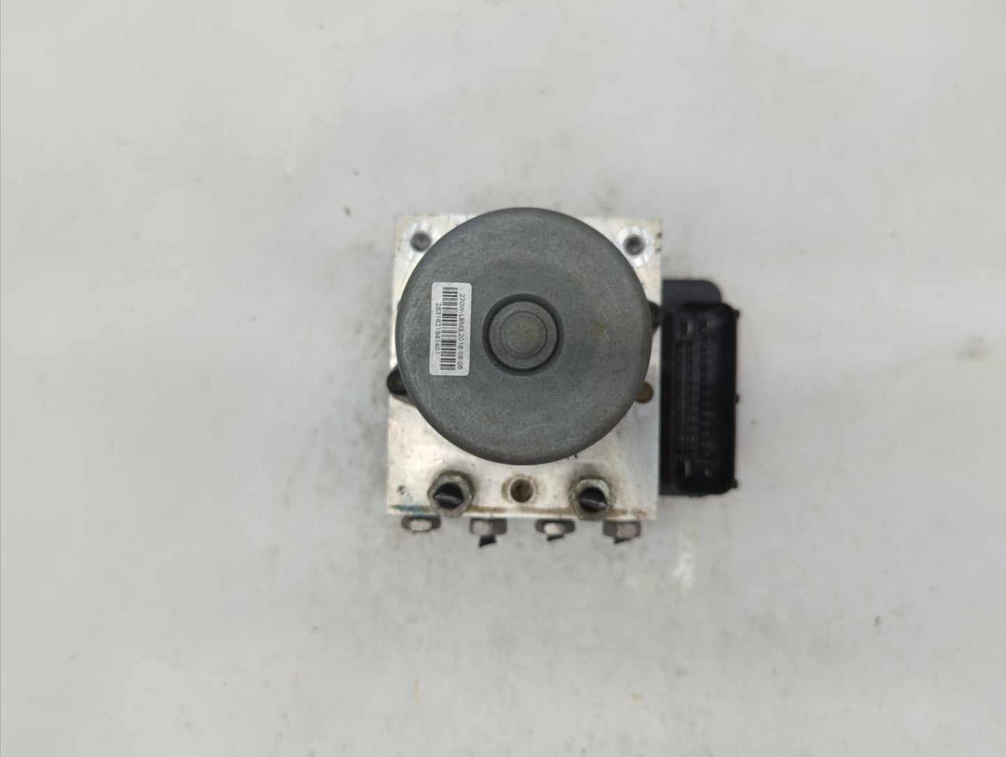 2017-2018 Chevrolet Trax ABS Pump Control Module Replacement P/N:HS7A-12A650-ABB 42643519, 42520669 Fits Fits 2017 2018 2019