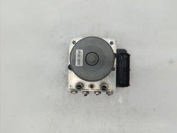 2017-2018 Chevrolet Trax ABS Pump Control Module Replacement P/N:HS7A-12A650-ABB 42643519, 42520669 Fits Fits 2017 2018 2019 OEM Used Auto Parts
