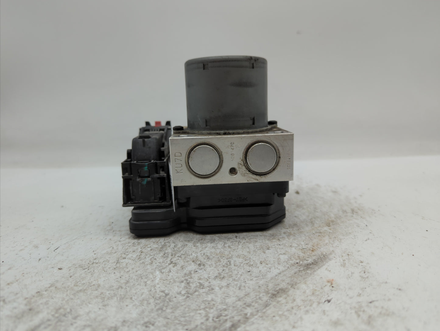 2017-2018 Chevrolet Trax ABS Pump Control Module Replacement P/N:HS7A-12A650-ABB 42643519, 42520669 Fits Fits 2017 2018 2019