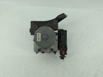 2017-2021 Chevrolet Trax ABS Pump Control Module Replacement P/N:688250455 HS7A-12A650-ABB Fits Fits 2017 2018 2019 2020 2021 OEM Used Auto Parts