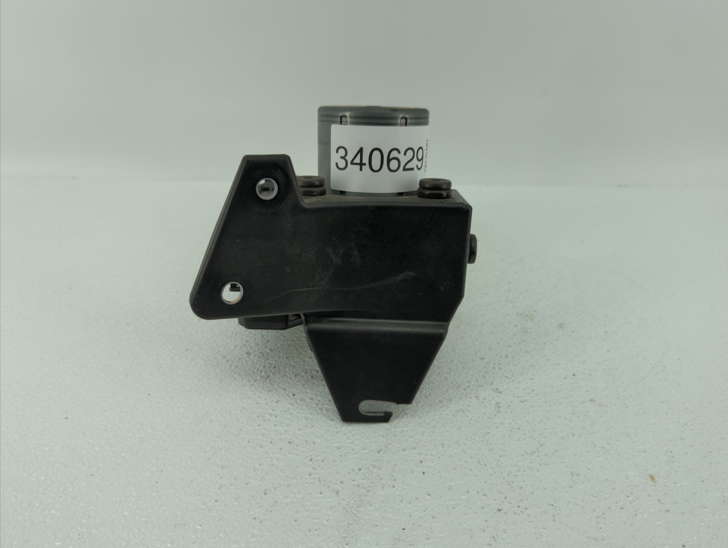 2017-2021 Chevrolet Trax ABS Pump Control Module Replacement P/N:688250455 HS7A-12A650-ABB Fits Fits 2017 2018 2019 2020 202