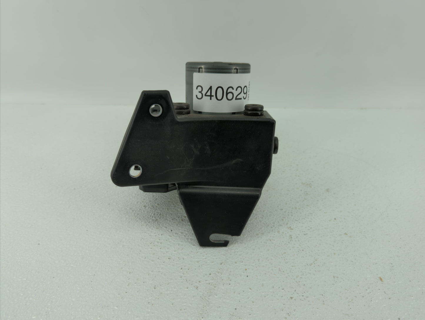 2017-2021 Chevrolet Trax ABS Pump Control Module Replacement P/N:688250455 HS7A-12A650-ABB Fits Fits 2017 2018 2019 2020 202