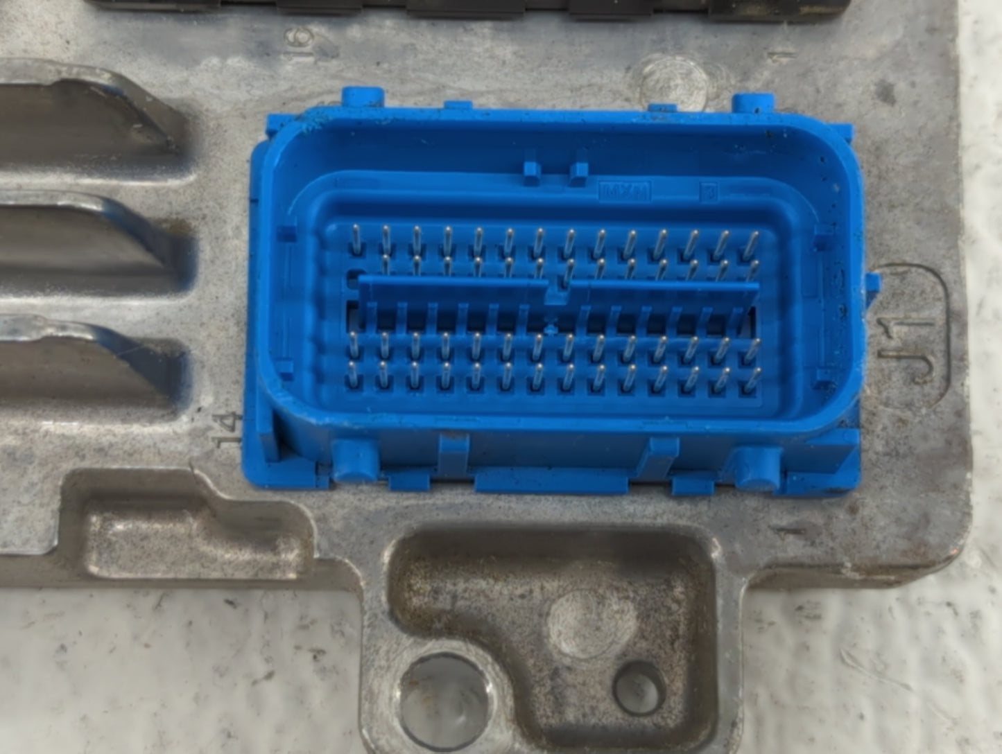 2017-2018 Chevrolet Trax PCM Engine Control Computer ECU ECM PCU OEM P/N:12697793 12706635, 12679097 Fits Fits 2017 2018 201