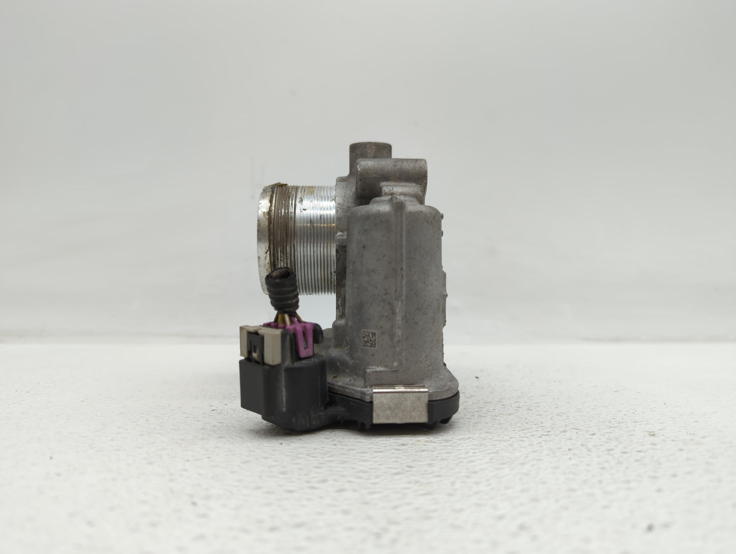 2013-2018 Chevrolet Trax Throttle Body P/N:55581662 12644239AA, 55565489 Fits Fits 2011 2012 2013 2014 2015 2016 2017 2018 2
