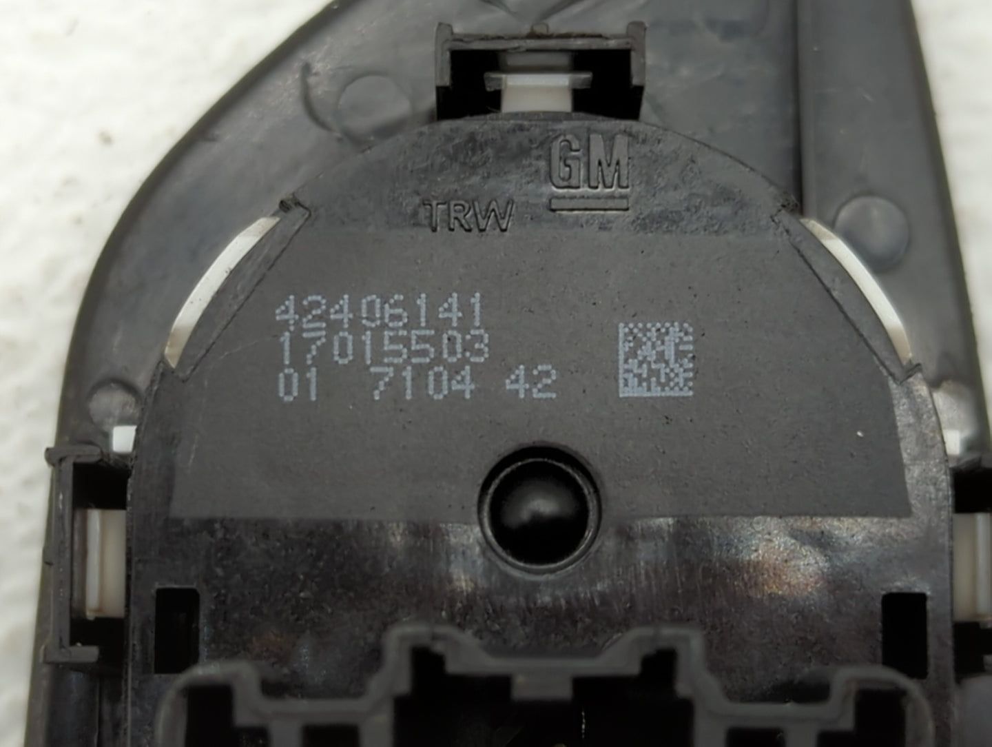 2017-2018 Chevrolet Trax Master Power Window Switch Replacement Driver Side Left P/N:42406141 22915128 Fits Fits 2017 2018 O