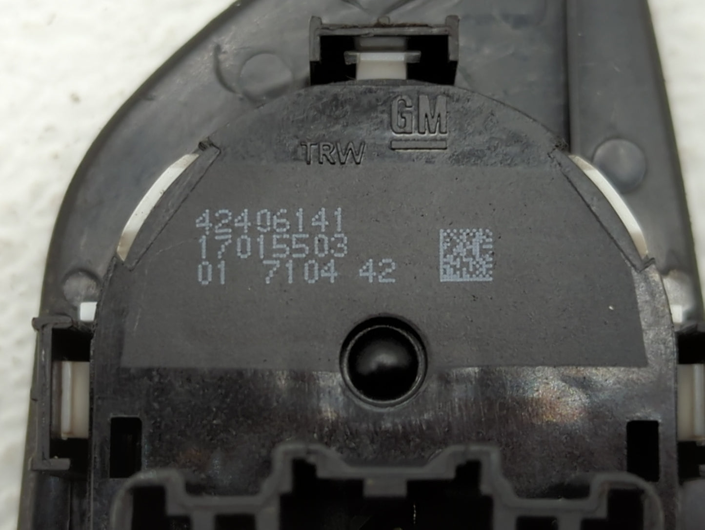 2017-2018 Chevrolet Trax Master Power Window Switch Replacement Driver Side Left P/N:42406141 22915128 Fits Fits 2017 2018 O