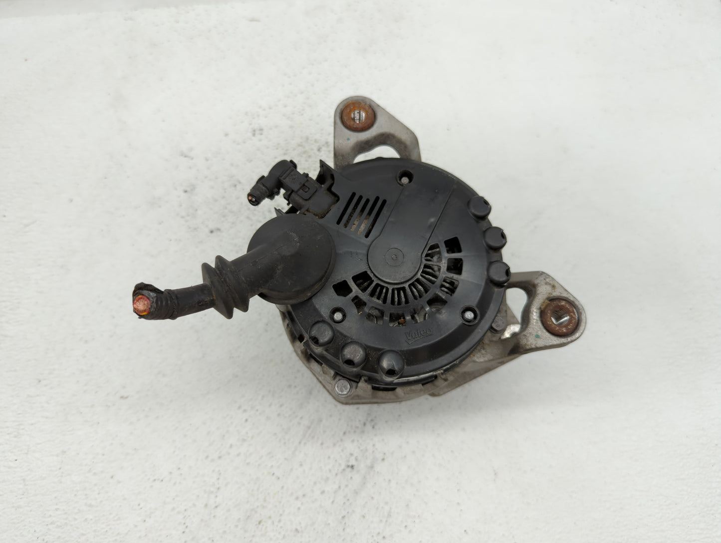 2013-2018 Chevrolet Trax Alternator Replacement Generator Charging Assembly Engine OEM P/N:13577154 13597226 Fits OEM Used A