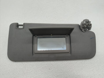 2017-2018 Chevrolet Trax Sun Visor Shade Replacement Passenger Right Mirror Fits Fits 2017 2018 OEM Used Auto Parts - Oemuse