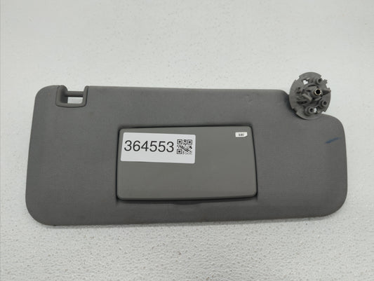 2017-2018 Chevrolet Trax Sun Visor Shade Replacement Passenger Right Mirror Fits Fits 2017 2018 OEM Used Auto Parts