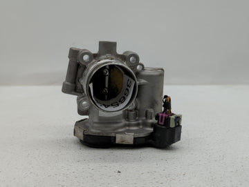 2013-2018 Chevrolet Trax Throttle Body P/N:55581662 12644239AA, 55565489 Fits Fits 2011 2012 2013 2014 2015 2016 2017 2018 2
